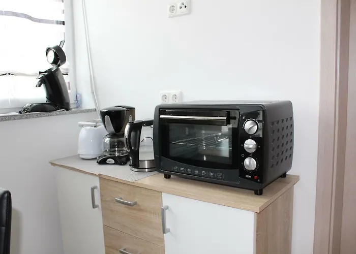 Neumann Zimmervermietung *